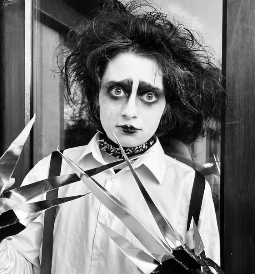 Edward Scissorhands costume