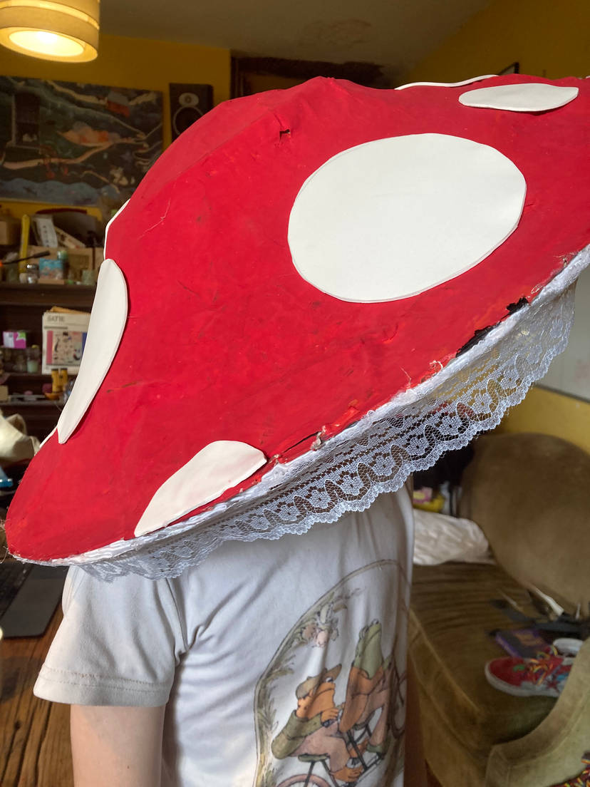 Spotty red mushroom hat.