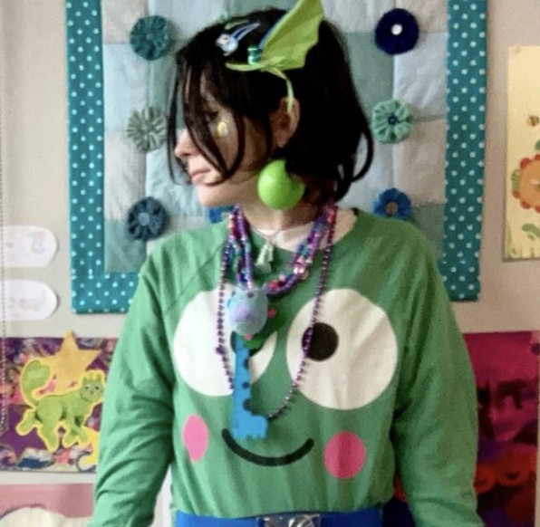 green and blue outfit